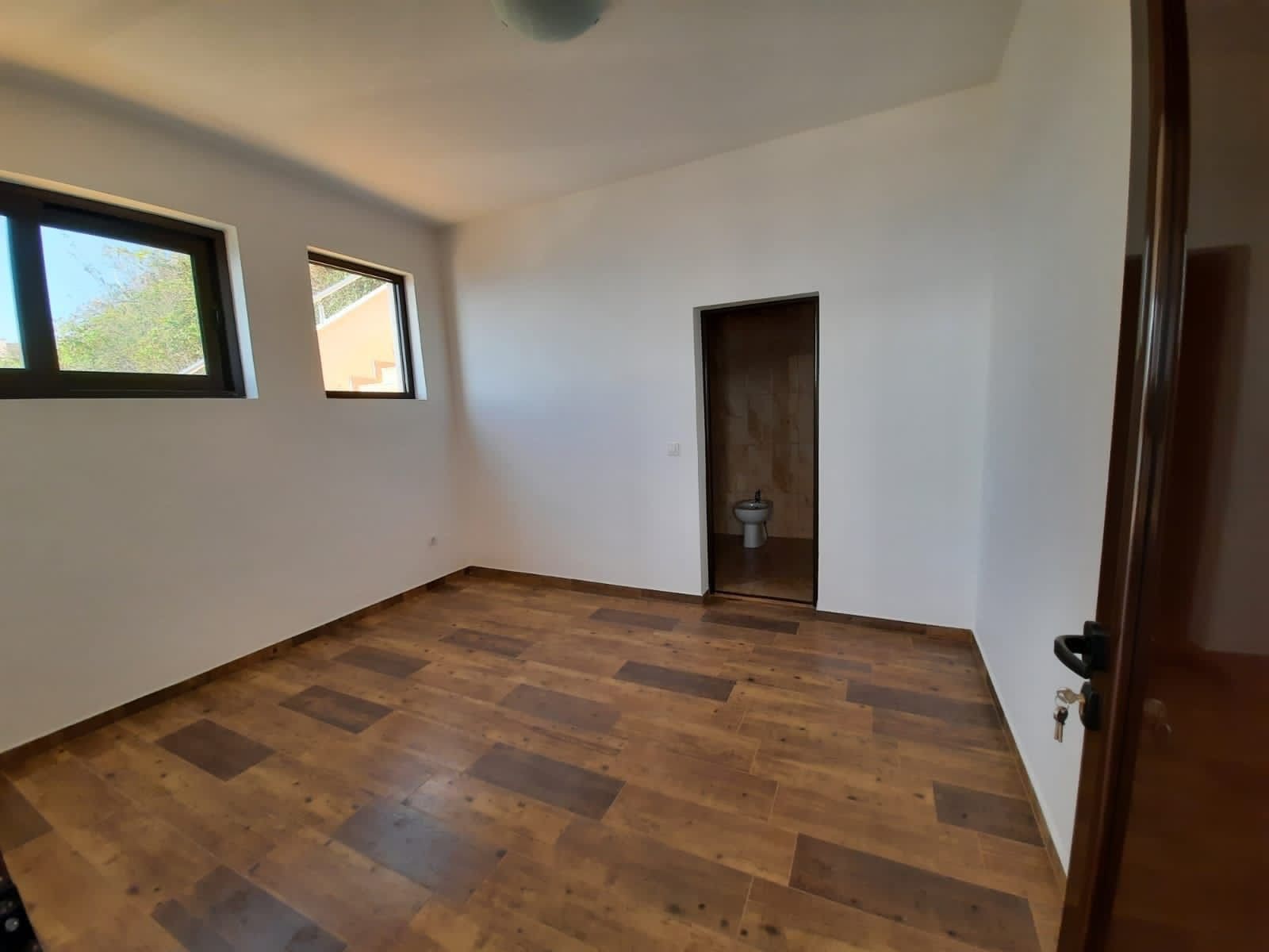 MREproperty (24) Willa nad morzem na sprzedaż w Czarnogórze – Nowoczesna willa w pobliżu plaży Veliki Pijesak — Czarnogóra