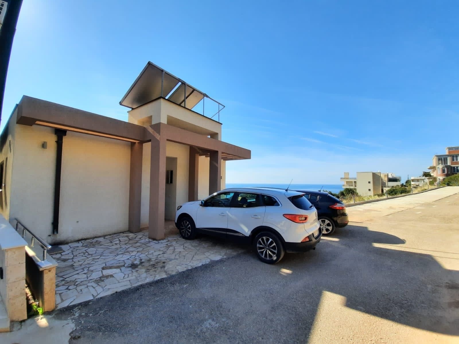 MREproperty (30) Willa nad morzem na sprzedaż w Czarnogórze – Nowoczesna willa w pobliżu plaży Veliki Pijesak — Czarnogóra