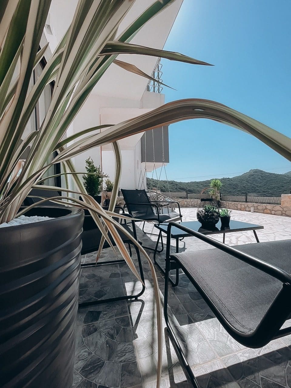 MREproperty (16) Modernes Familienhaus in Dobra Voda zu verkaufen — Montenegro