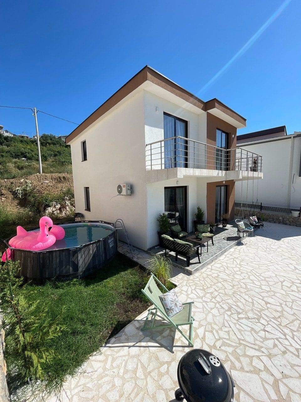 MREproperty (19) Modernes Familienhaus in Dobra Voda zu verkaufen — Montenegro