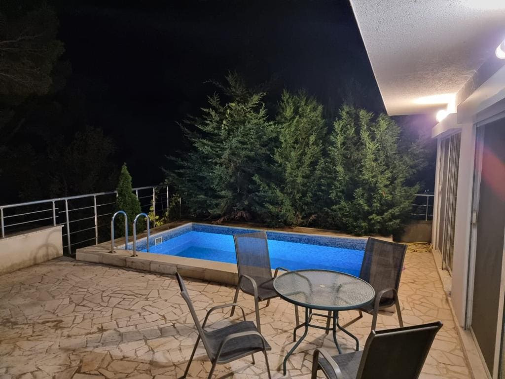 House · Zeleni Pojas