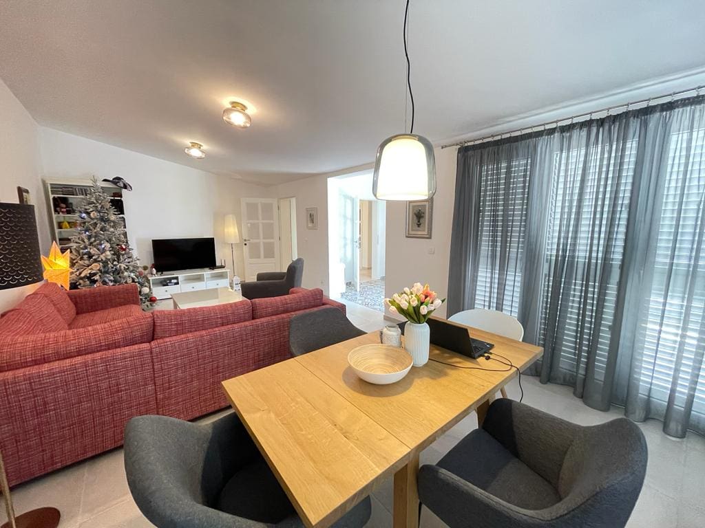 MREproperty (23) Nowoczesna willa na sprzedaż w cichej okolicy – Bar — Czarnogóra