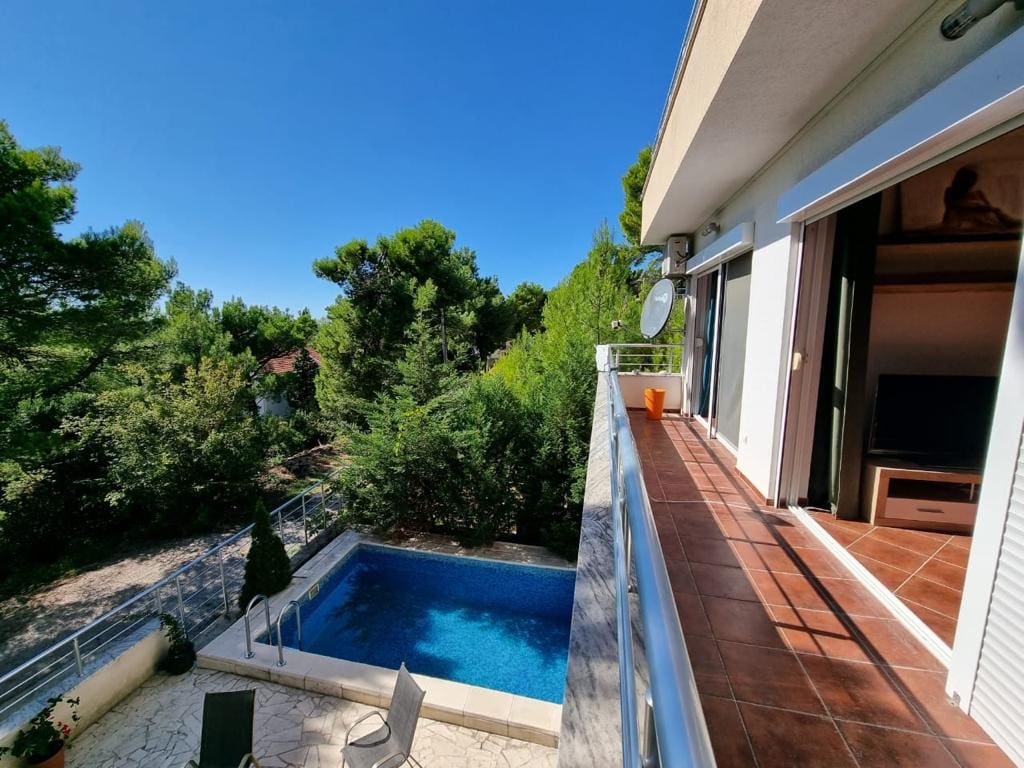 House · Zeleni Pojas