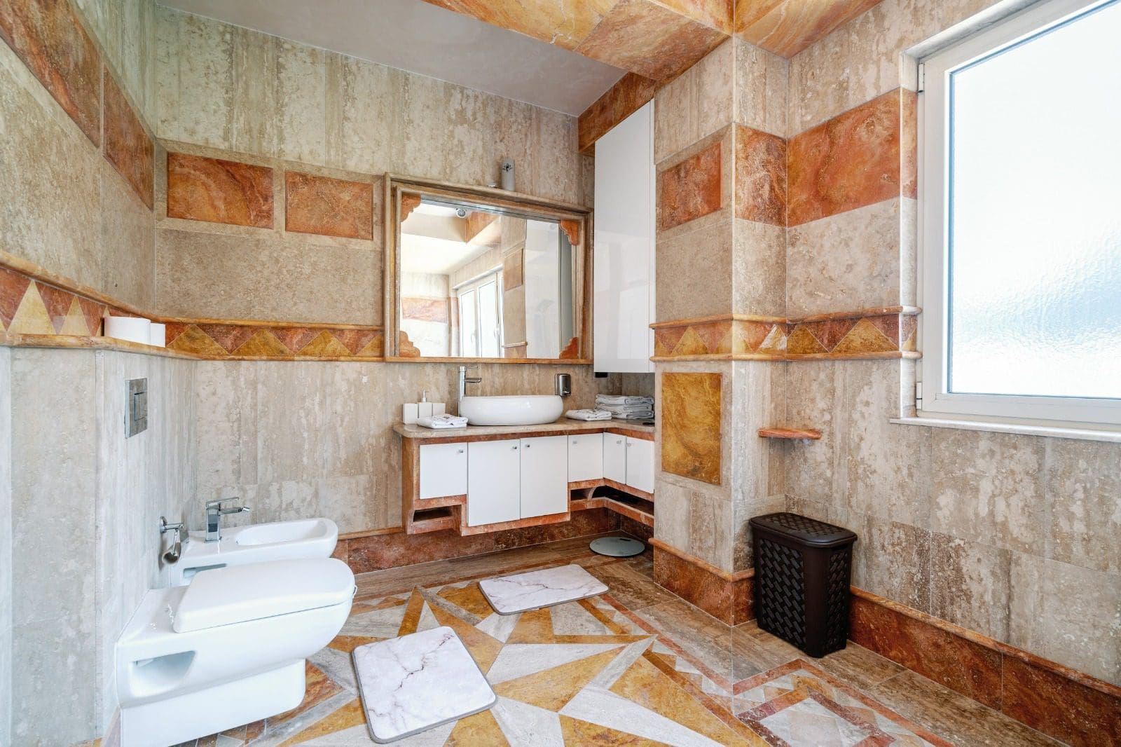 MREproperty (30) Luksuzni penthouse na prodaju u Budvi-Crna Gora — Crna Gora