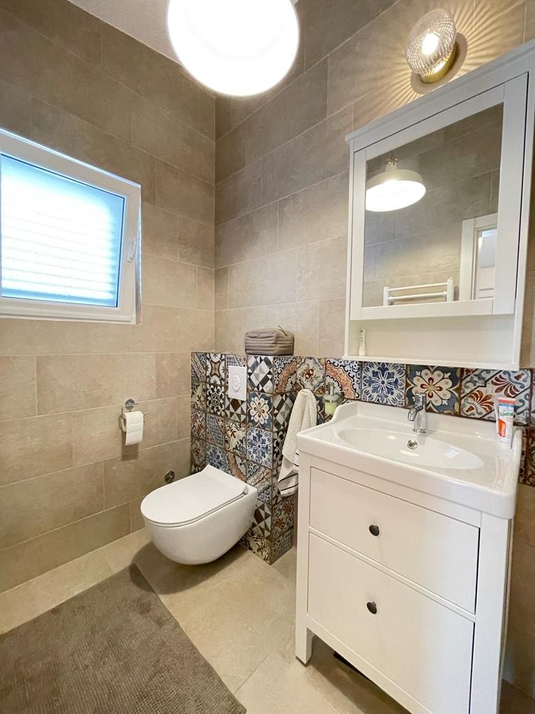 MREproperty (36) Nowoczesna willa na sprzedaż w cichej okolicy – Bar — Czarnogóra