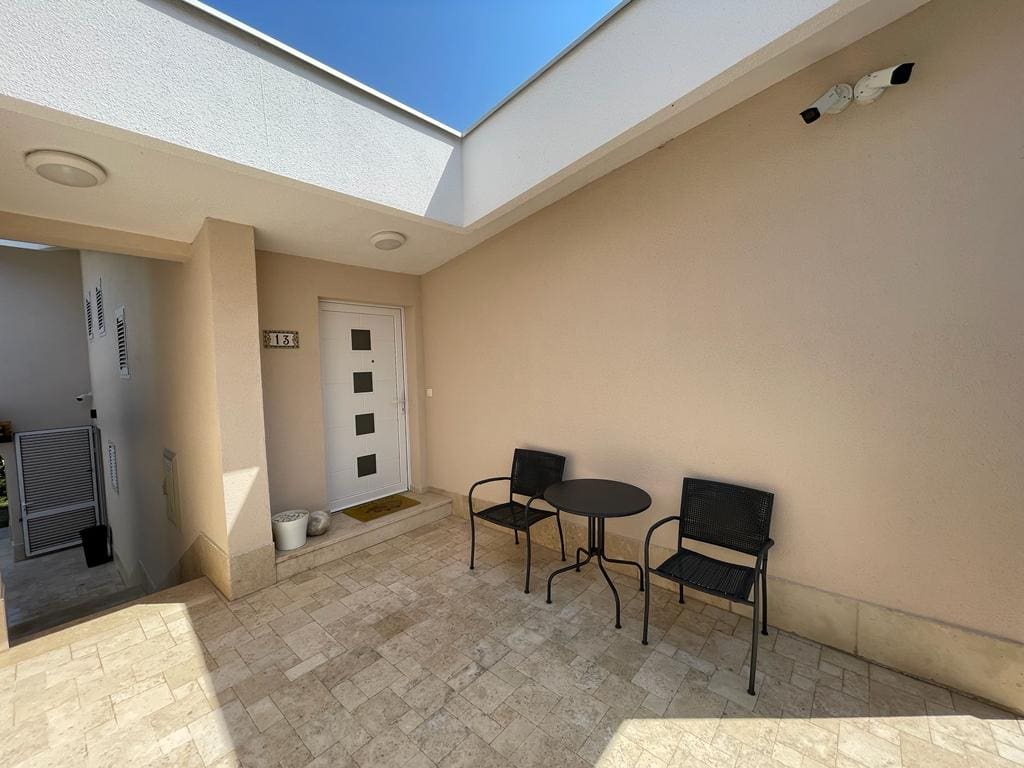 MREproperty (46) Nowoczesna willa na sprzedaż w cichej okolicy – Bar — Czarnogóra