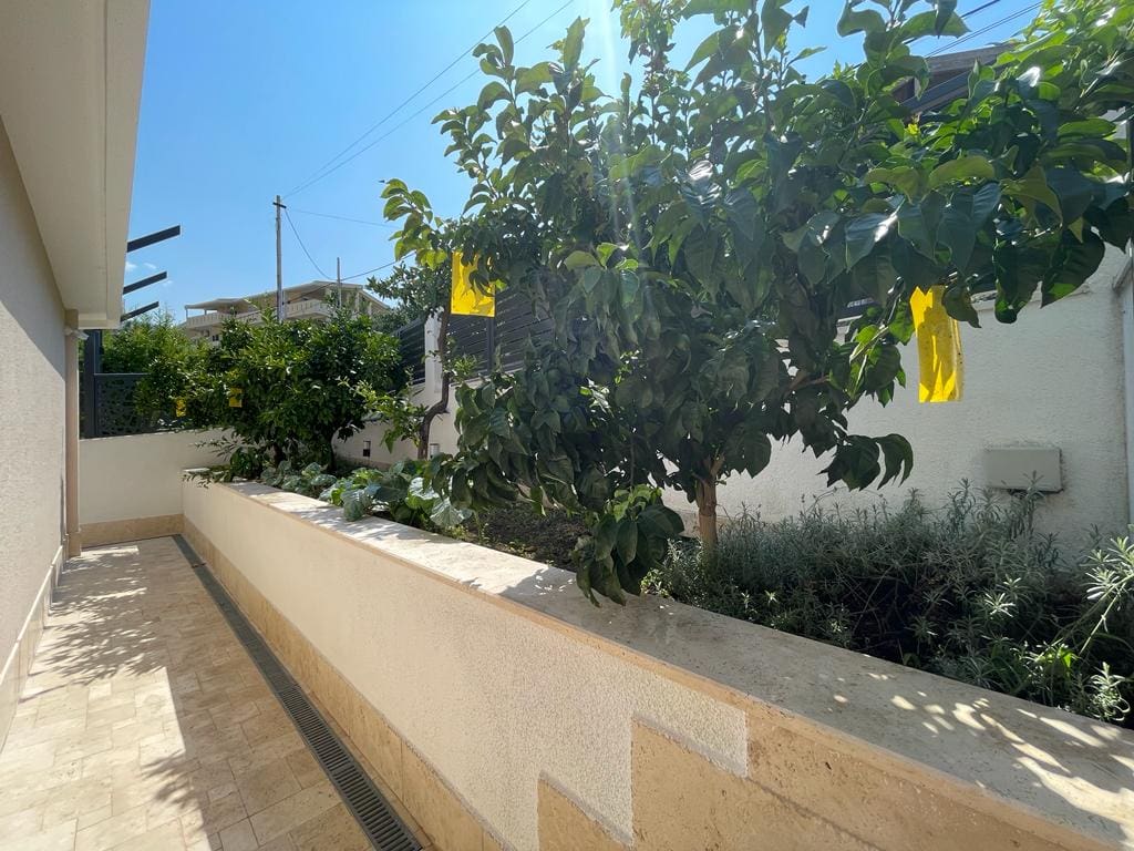 MREproperty (47) Nowoczesna willa na sprzedaż w cichej okolicy – Bar — Czarnogóra