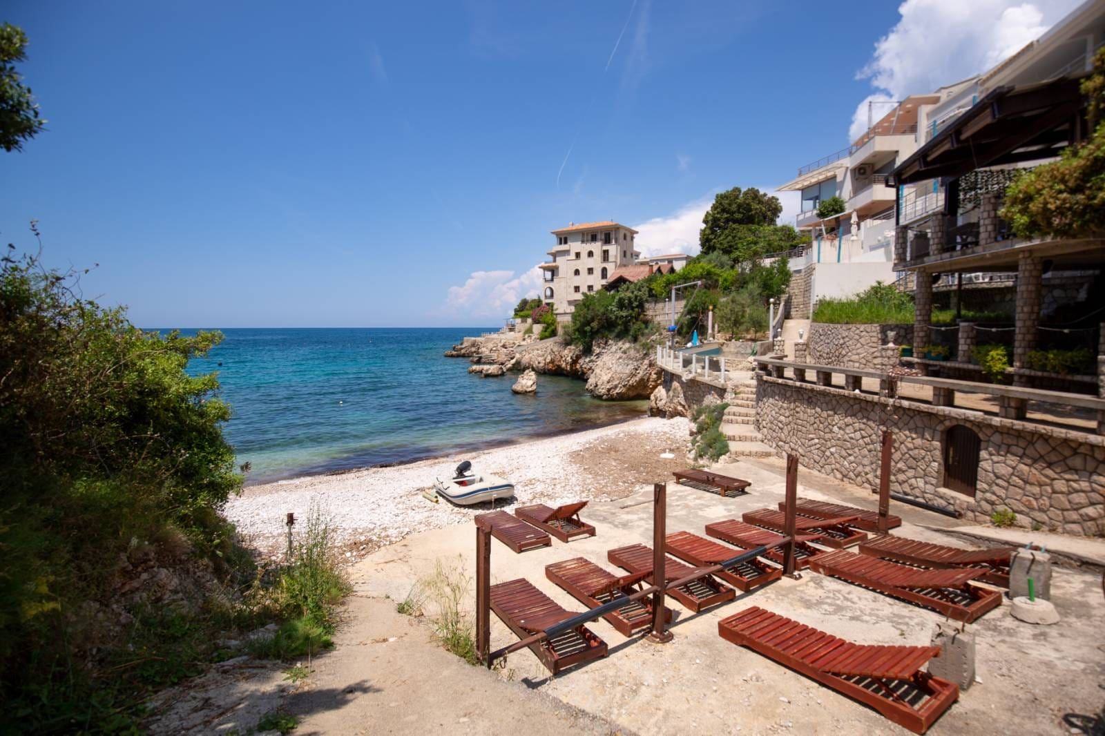 Apartment · Utjeha