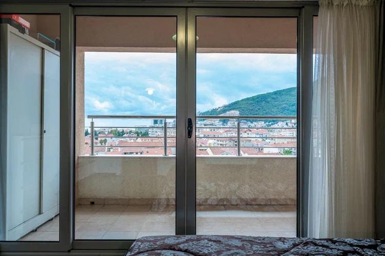 Huoneisto · Budva