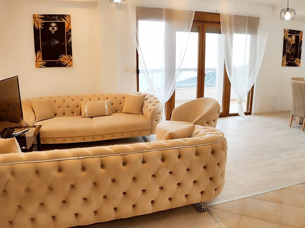 MREproperty (10) Wohnung in Montenegro mit Meerblick zu verkaufen — Montenegro