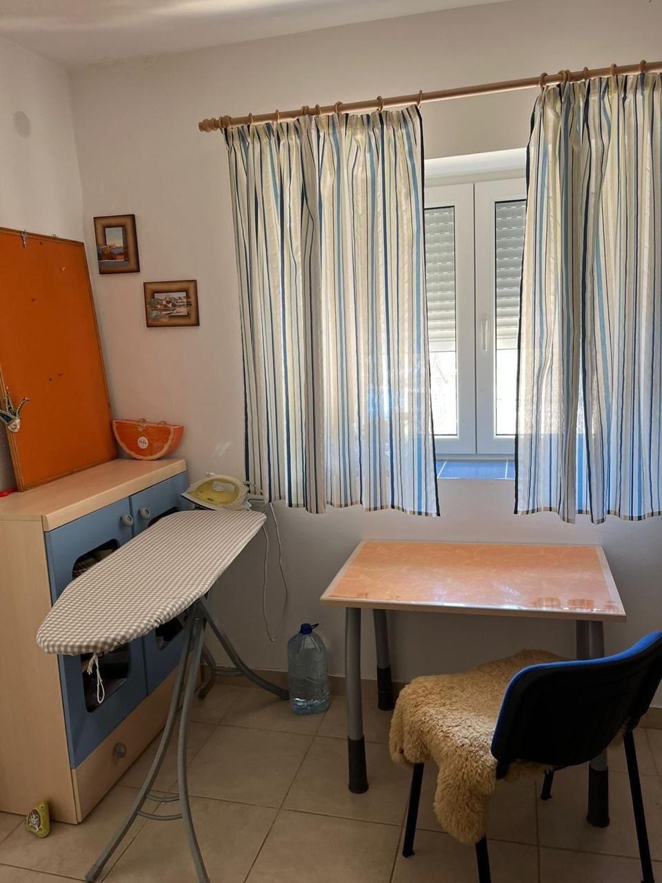 MREnekretnina (16) Porodična kuća sa bazenom na prodaju u Budvi — Crna Gora