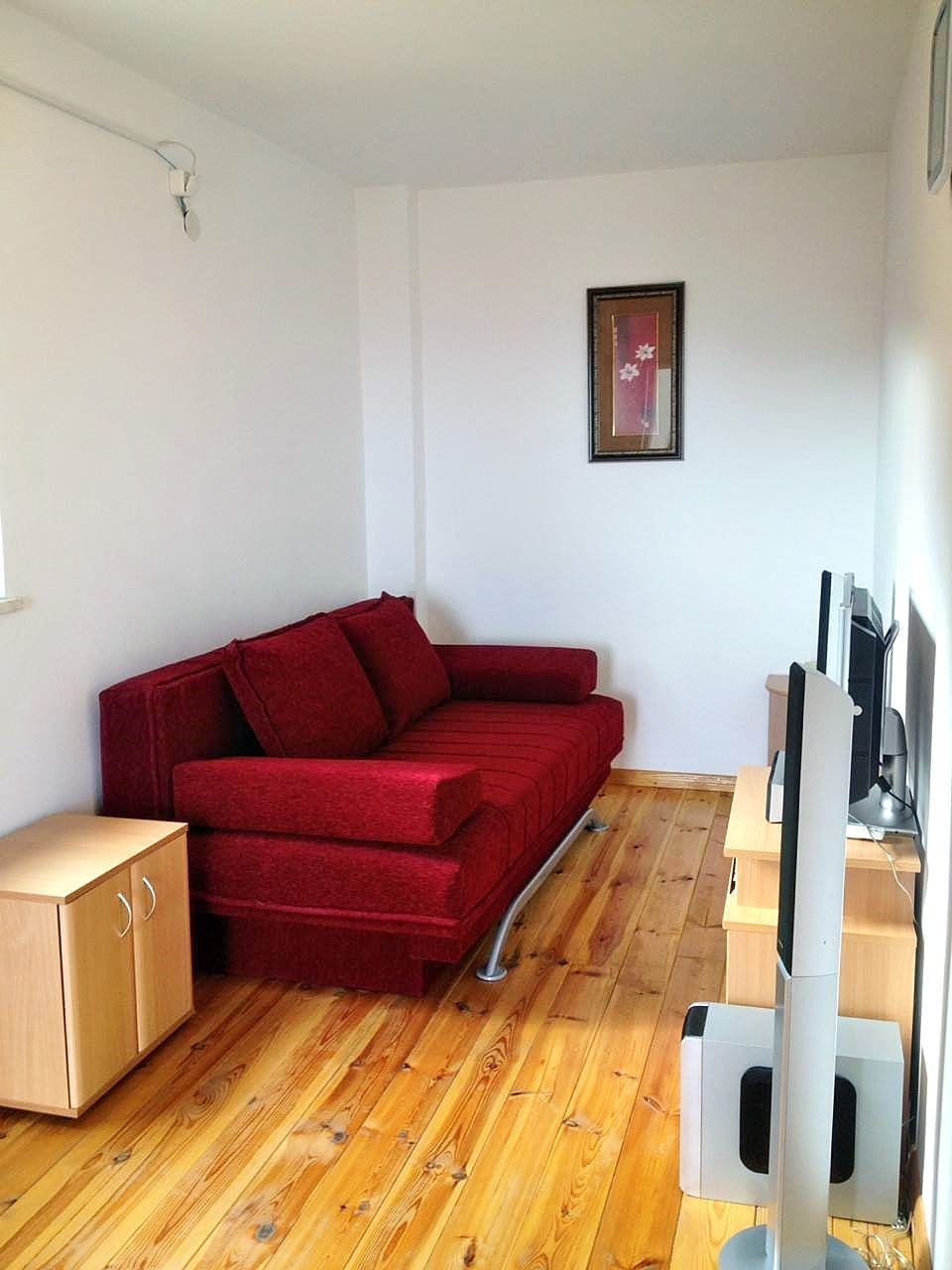 MREproperty (16) Rodzinny trzypiętrowy dom na sprzedaż w Budvie — Czarnogóra