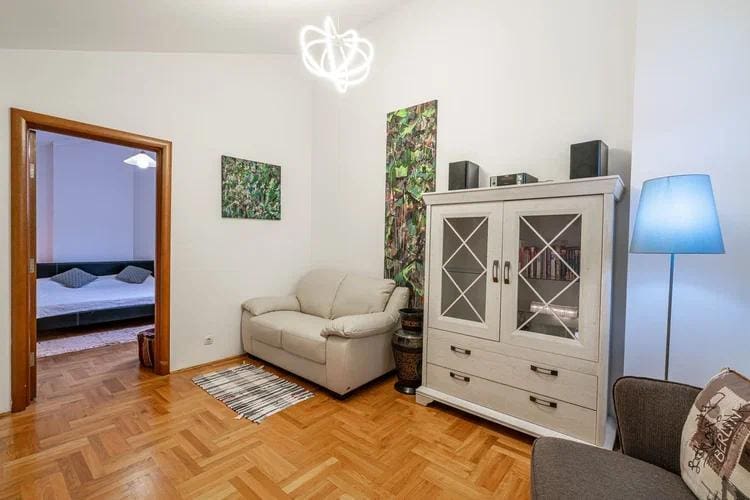 MREproperty (17) Двухуровневая квартира на продажу в Будве — Черногория