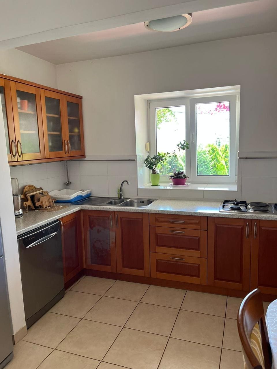 MREproperty (19) Porodična kuća sa bazenom na prodaju u Budvi — Crna Gora