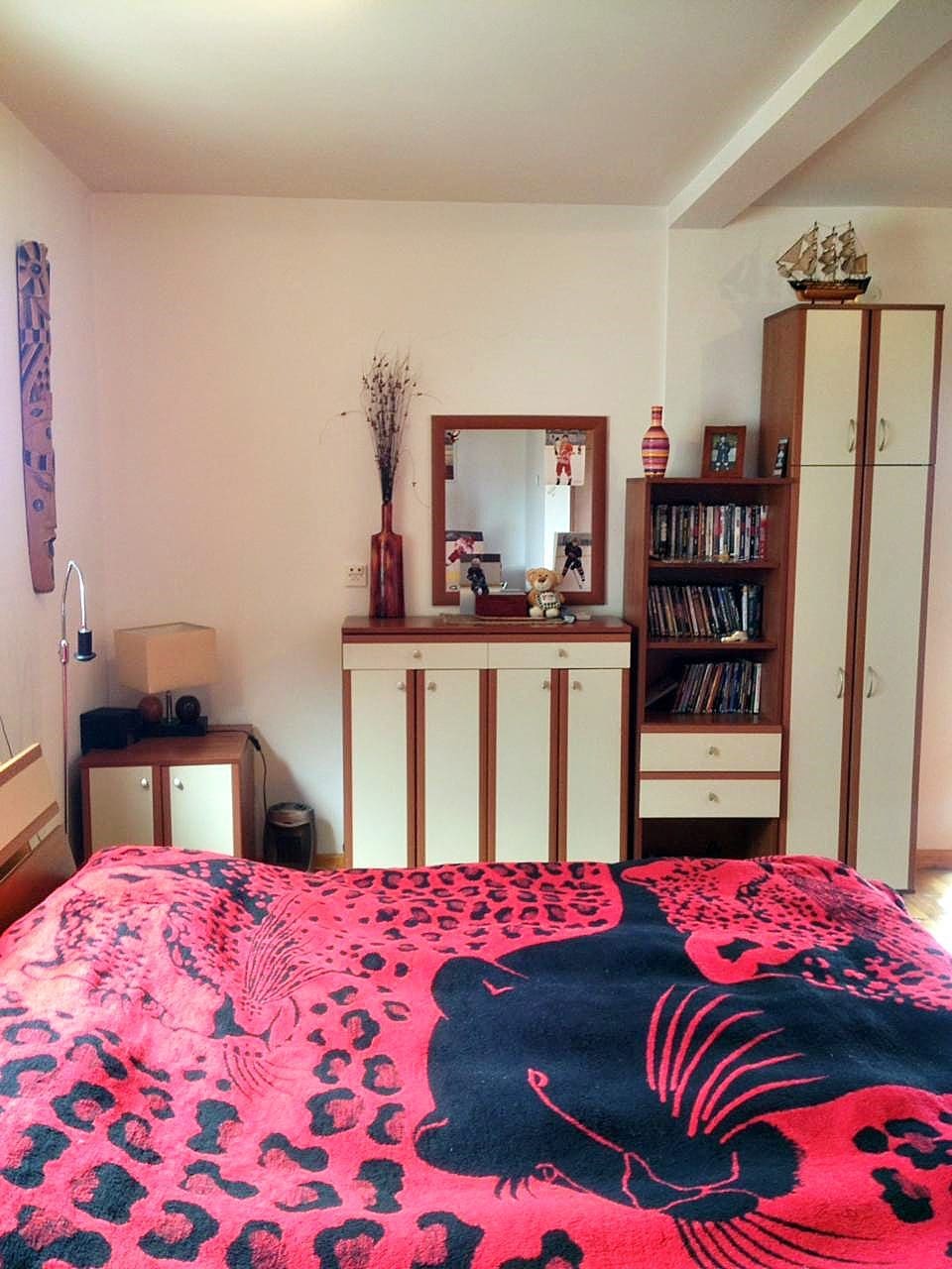 MREproperty (19) Rodzinny trzypiętrowy dom na sprzedaż w Budvie — Czarnogóra