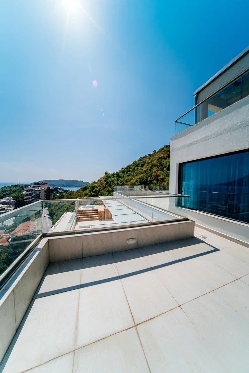 Apartment · Becici