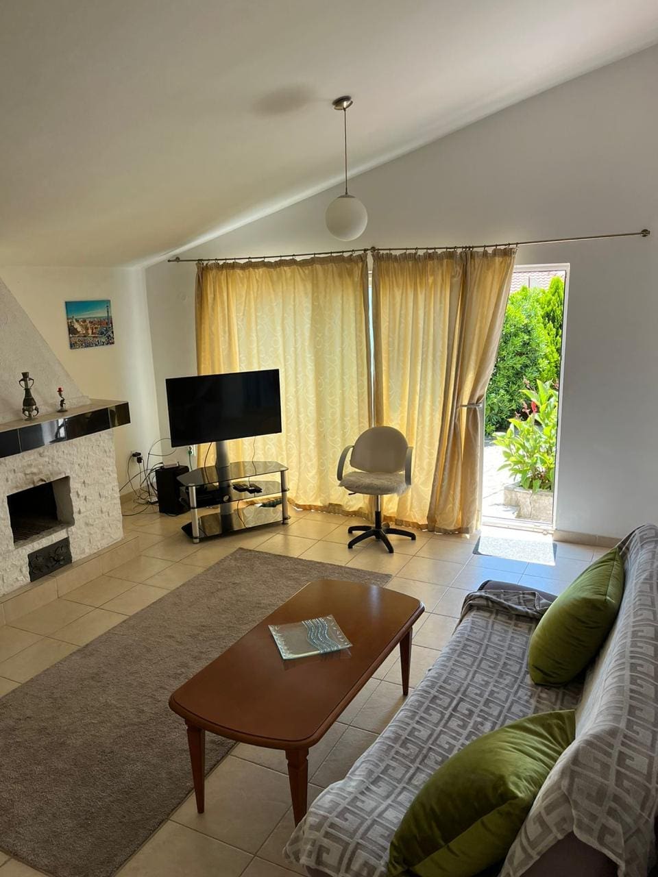 MREproperty (21) Porodična kuća sa bazenom na prodaju u Budvi — Crna Gora