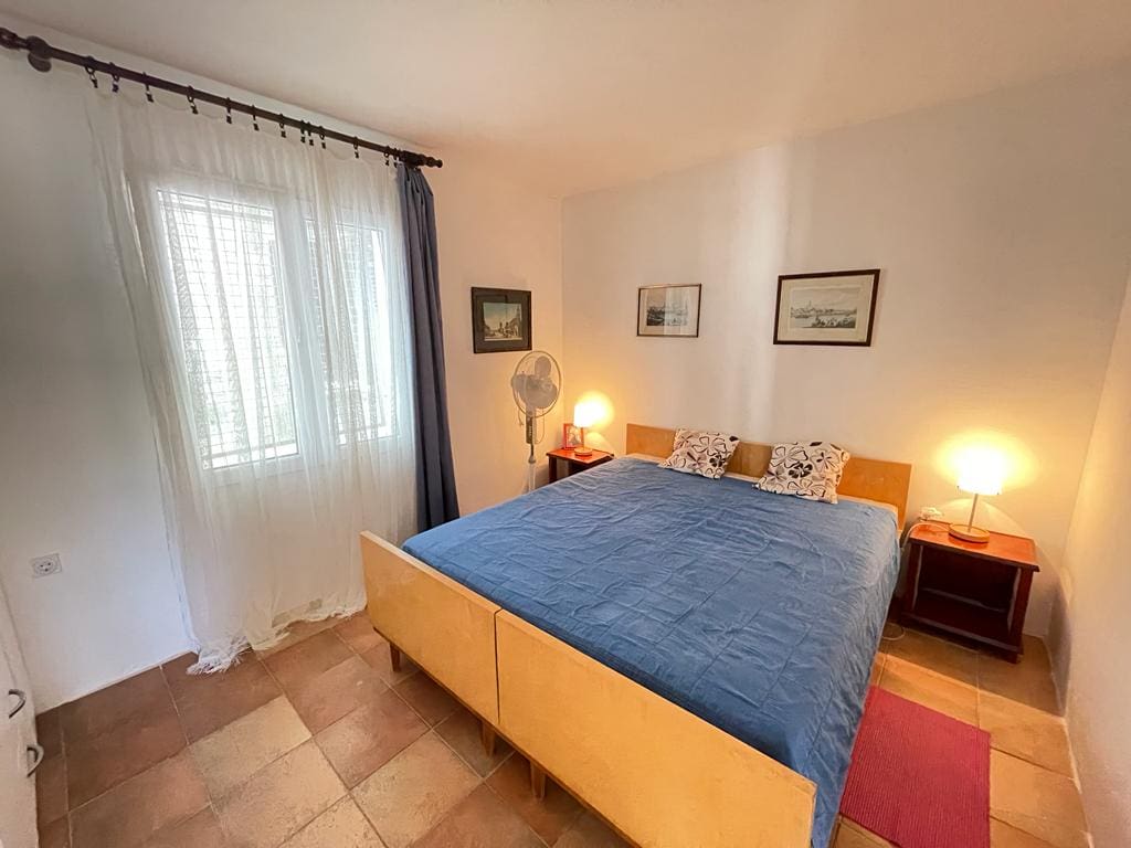 MREproperty (21) Traumhafte Meeresimmobilie in den Vororten von Bar — Montenegro