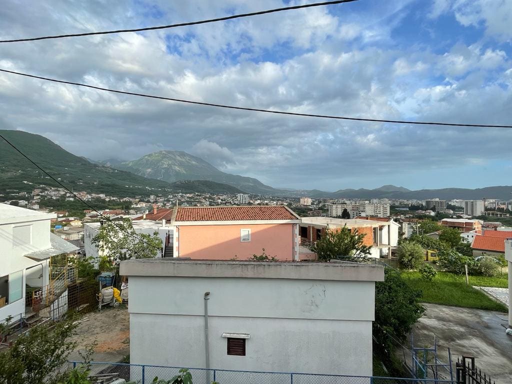 MREproperty (21) Susanj-Bar'da Satılık Büyüleyici Ev — Karadağ