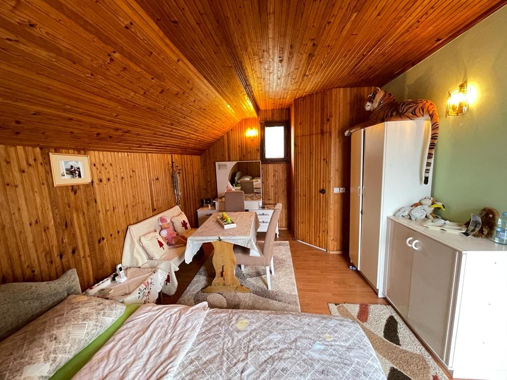 MREproperty (22) Susanj-Bar'da Satılık Büyüleyici Ev — Karadağ