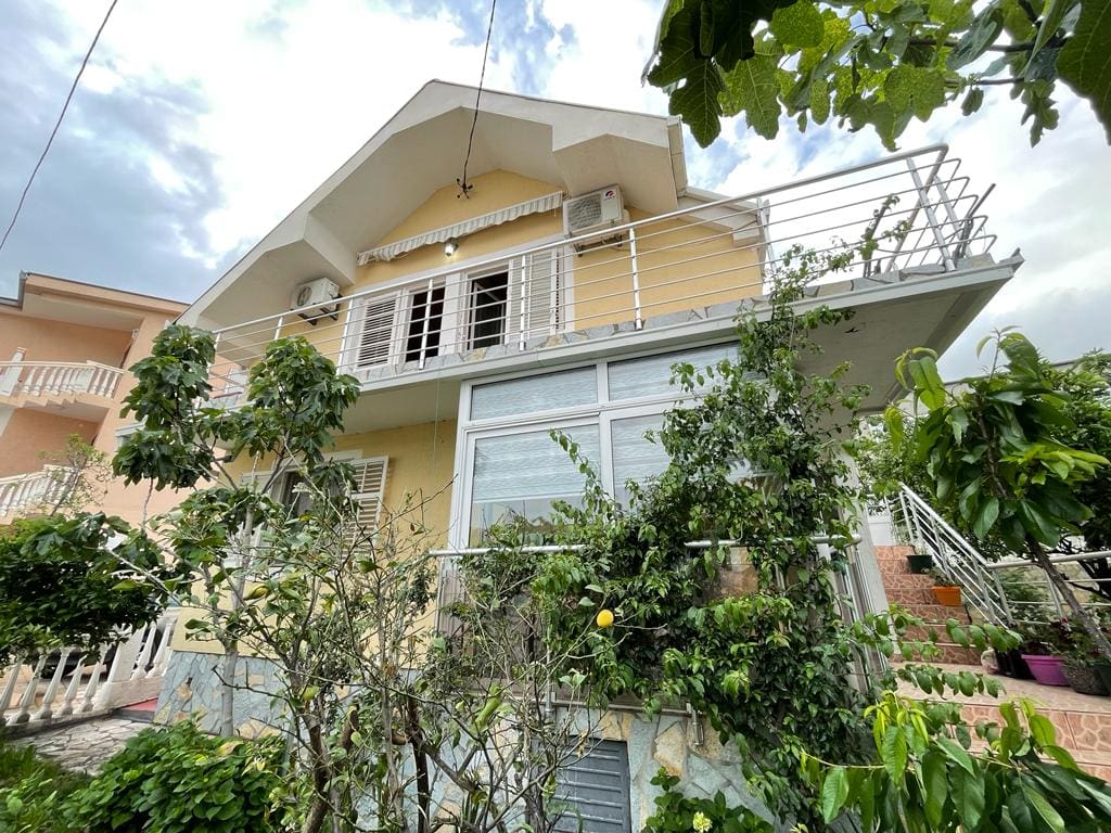 MREproperty (24) Susanj-Bar'da Satılık Büyüleyici Ev — Karadağ
