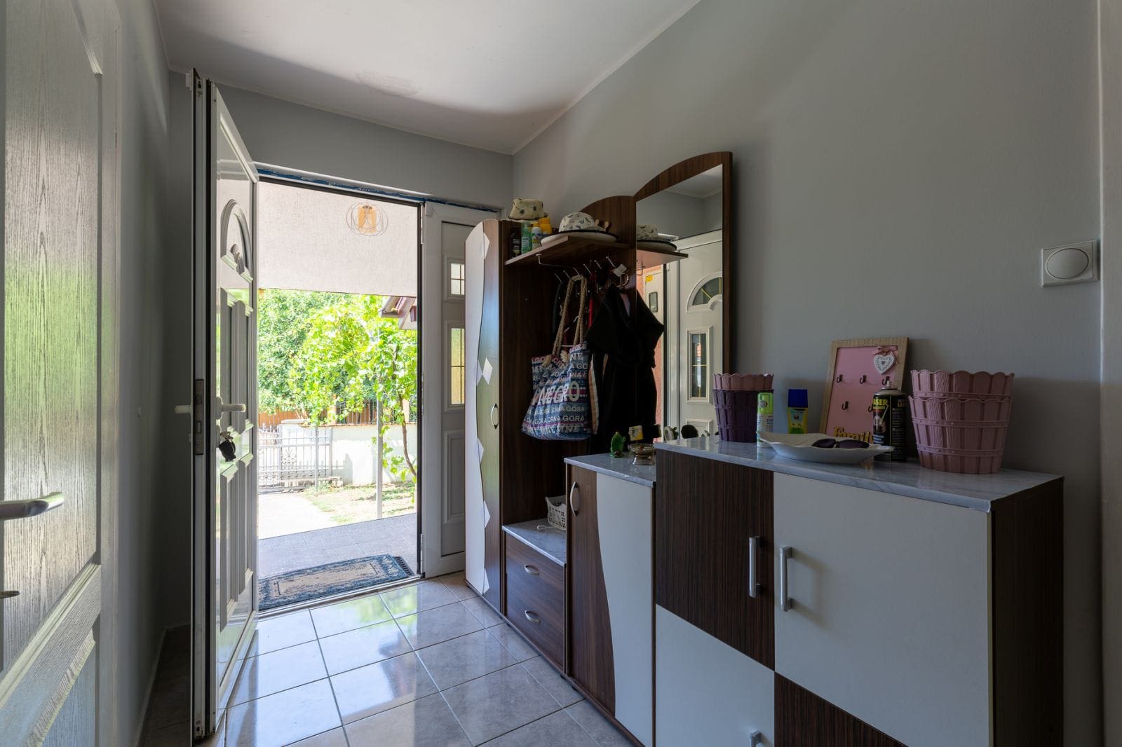 MREproperty (25) Просторный дом на продажу в Белиши-Баре — Черногория