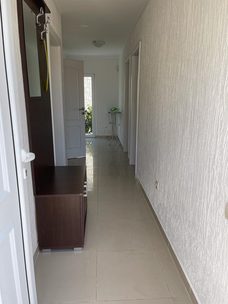 MREproperty (33) Investitionsvilla in Montenegro zu verkaufen – 6 Apartments, Meerblick & Einkommensmöglichkeit — Montenegro