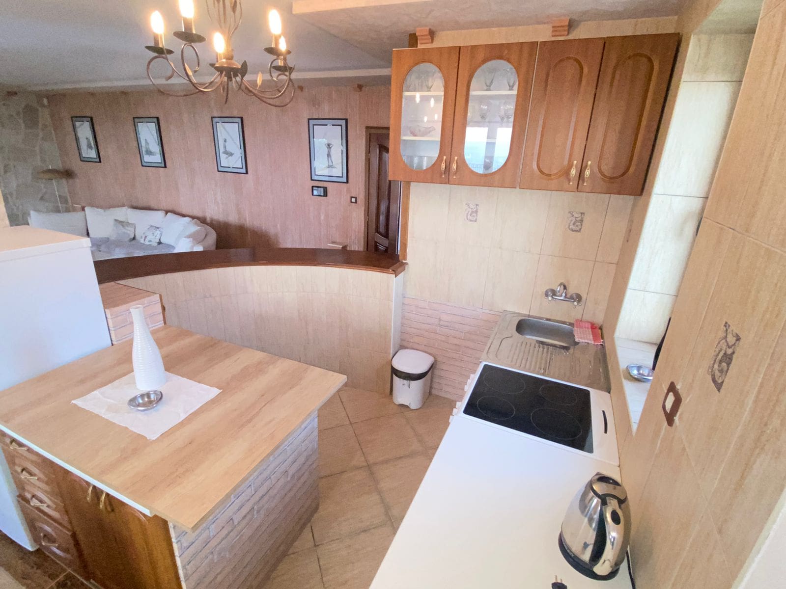 MREproperty (41) Luxuriöse Villa mit Pool in Petrovac — Montenegro