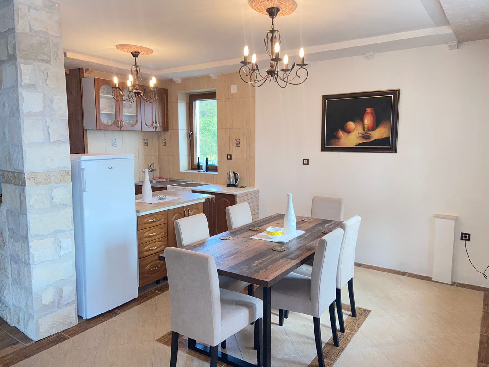 MREproperty (42) Luxuriöse Villa mit Pool in Petrovac — Montenegro