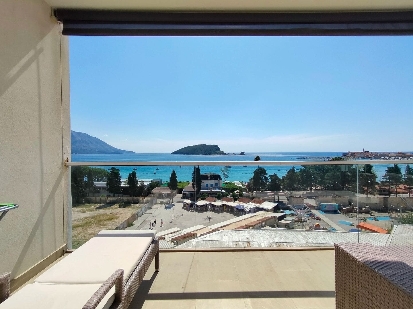 Huoneisto · Budva