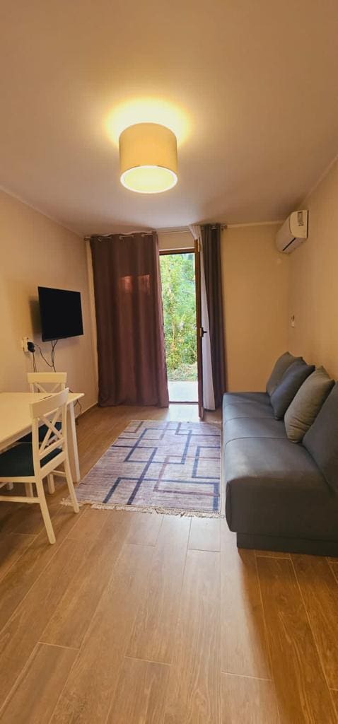 Huoneisto · Herceg Novi