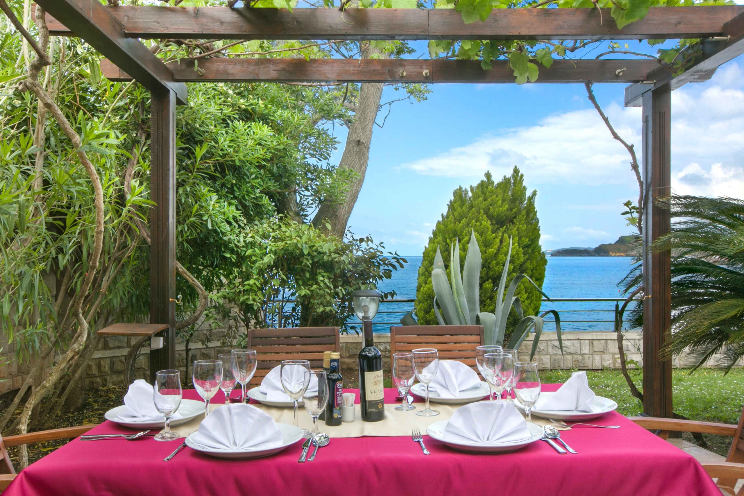 Huvila · Sveti Stefan