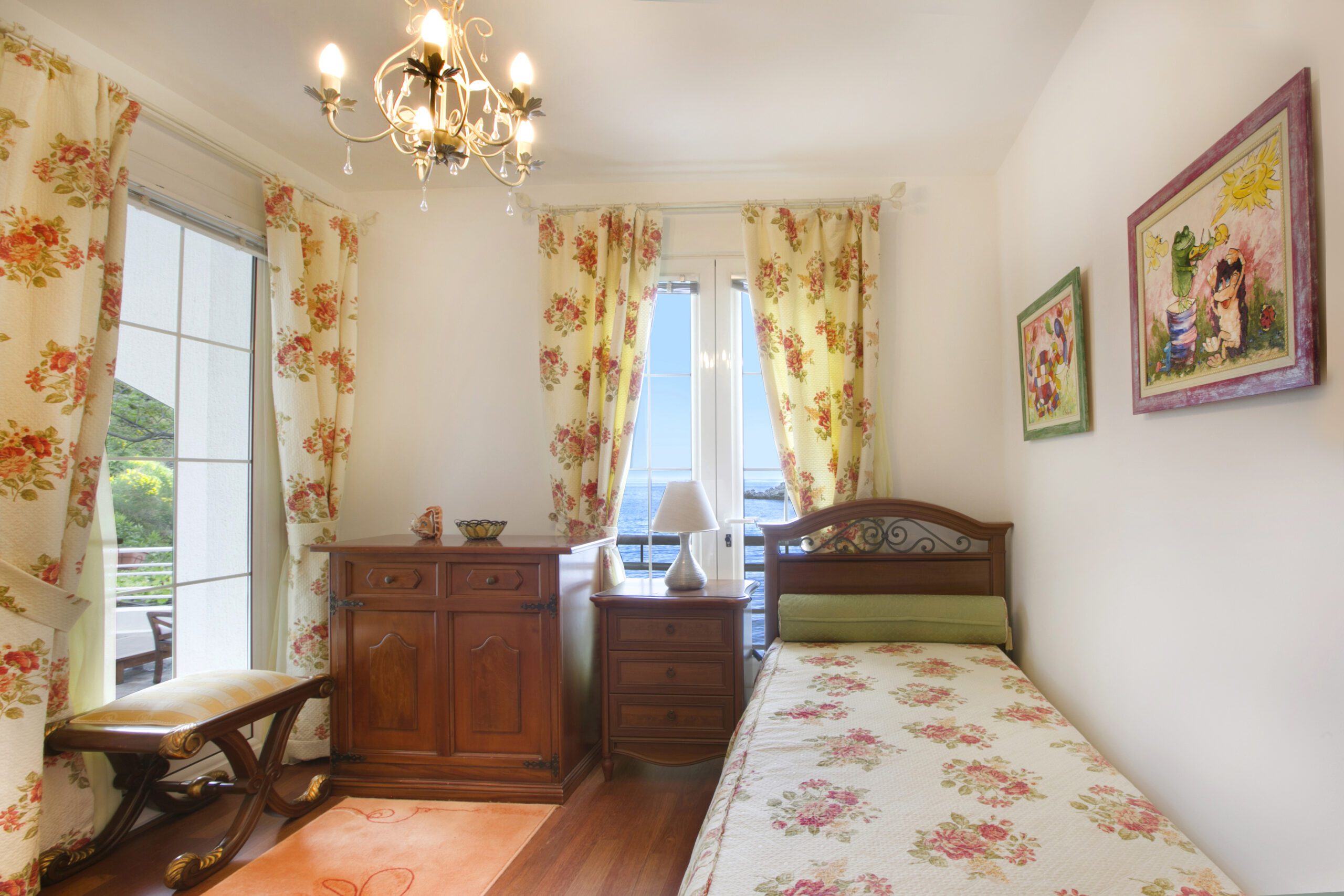 MREproperty (22) Ваш личный райский уголок — Черногория