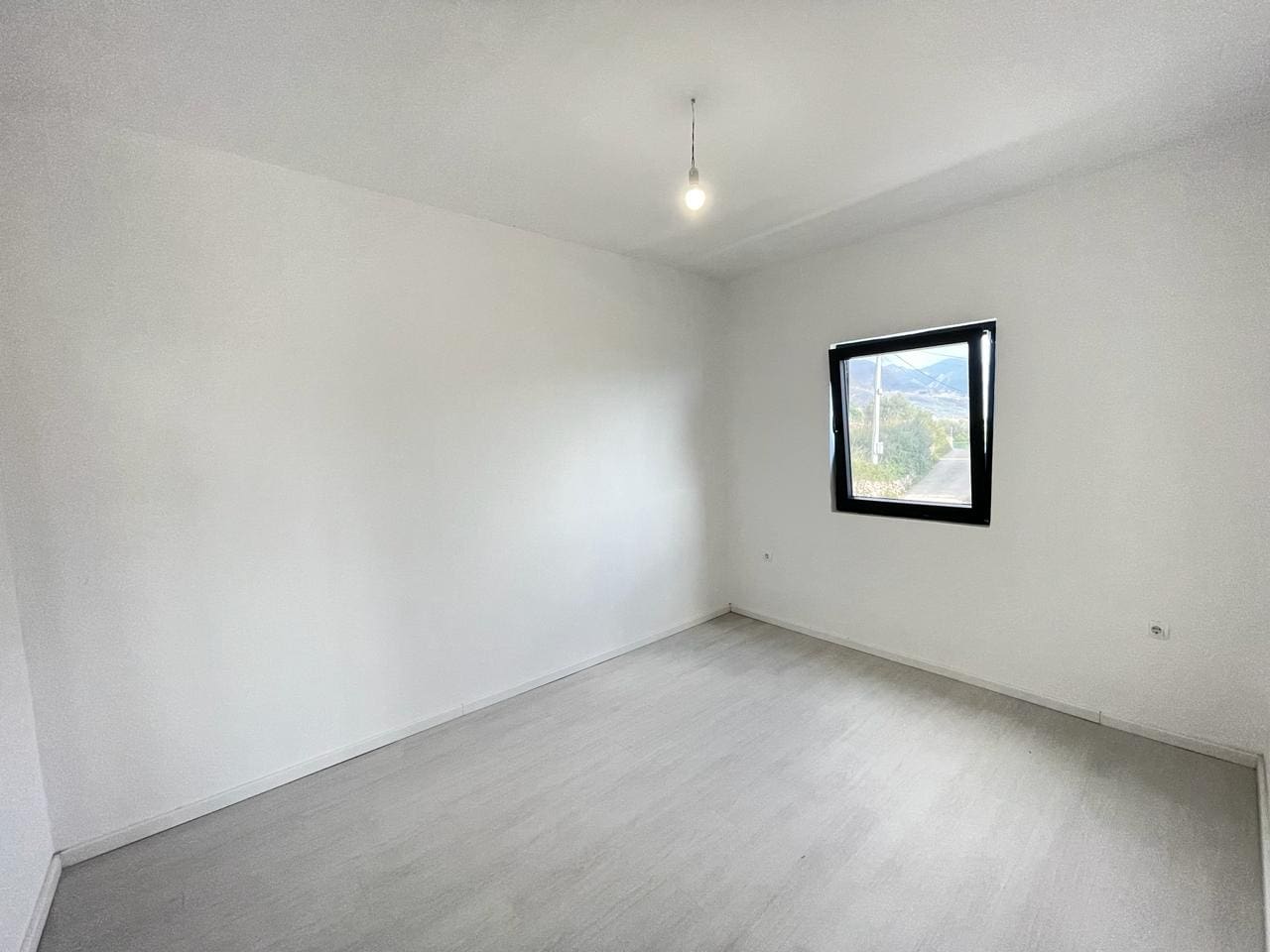Pinterest'te Paylaş Susanj-Karadağ'da Yeni Aile Evi — Karadağ