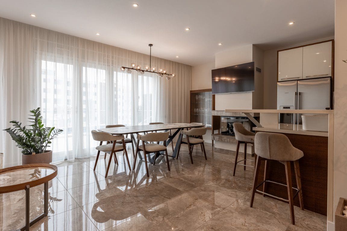 MREproperty (32) Crna Gora – Luksuzna vila oaza sa bazenom u Bečićima | Pogled na more — Crna Gora