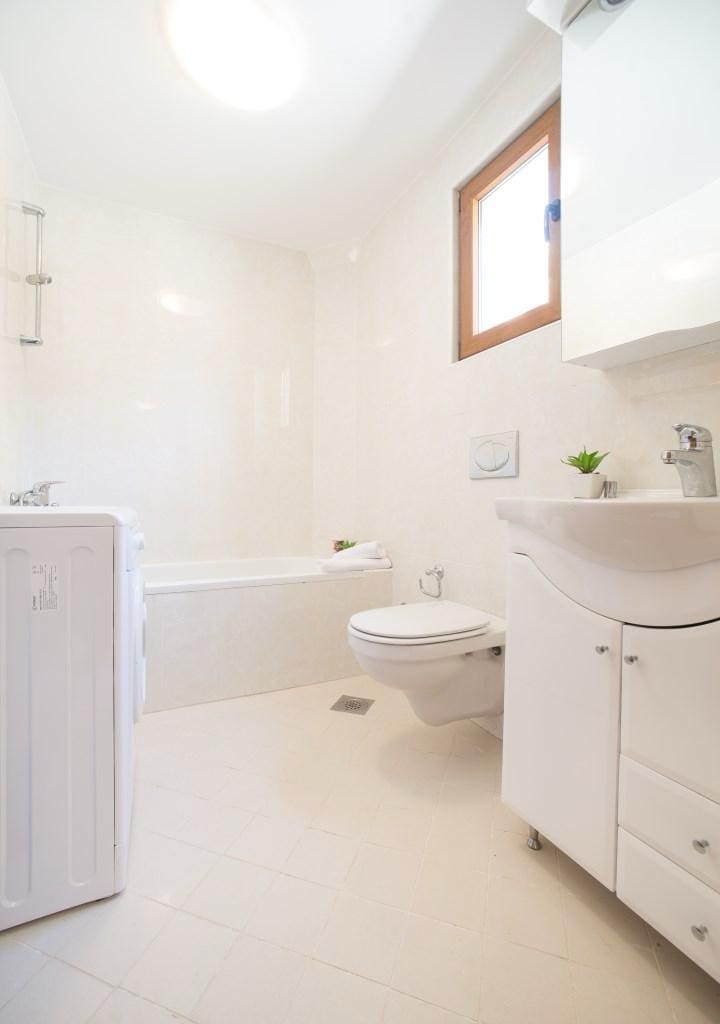 MREproperty (18) Villa in Krimovica-Kotor zu verkaufen — Montenegro