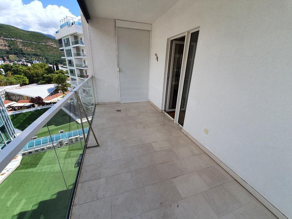 MREproperty (22) Exquisites 3-Zimmer-Apartment in Tre Canne — Montenegro