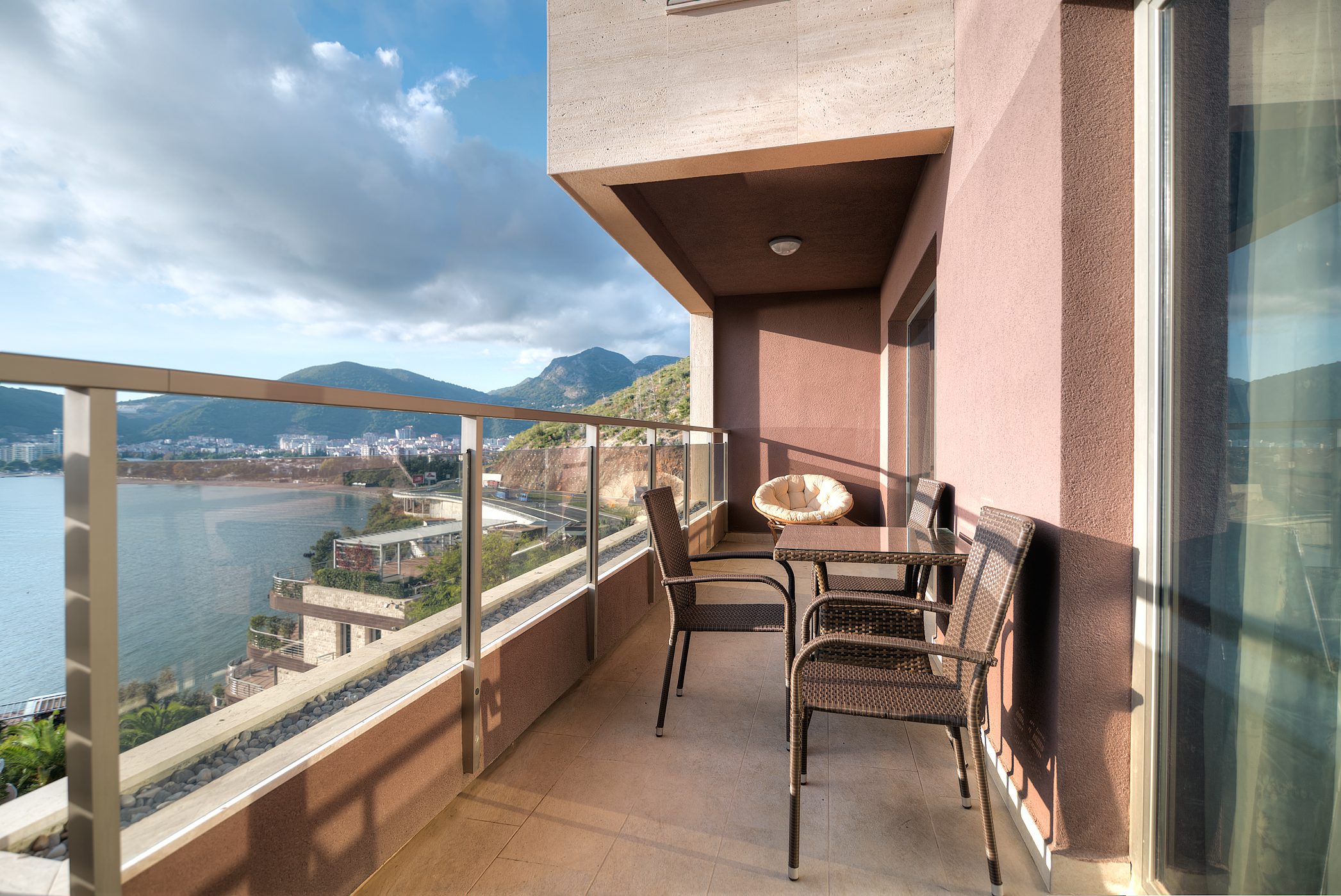 Huoneisto · Budva
