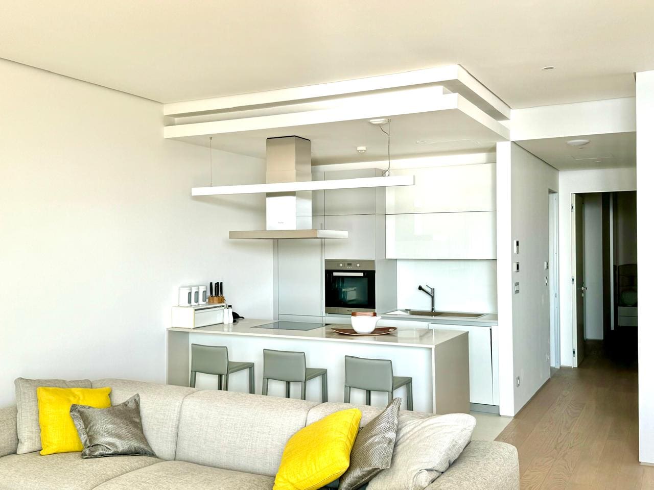 MRE-property (21) Роскошная вилла в Dukley Gardens — Будва, Черногория