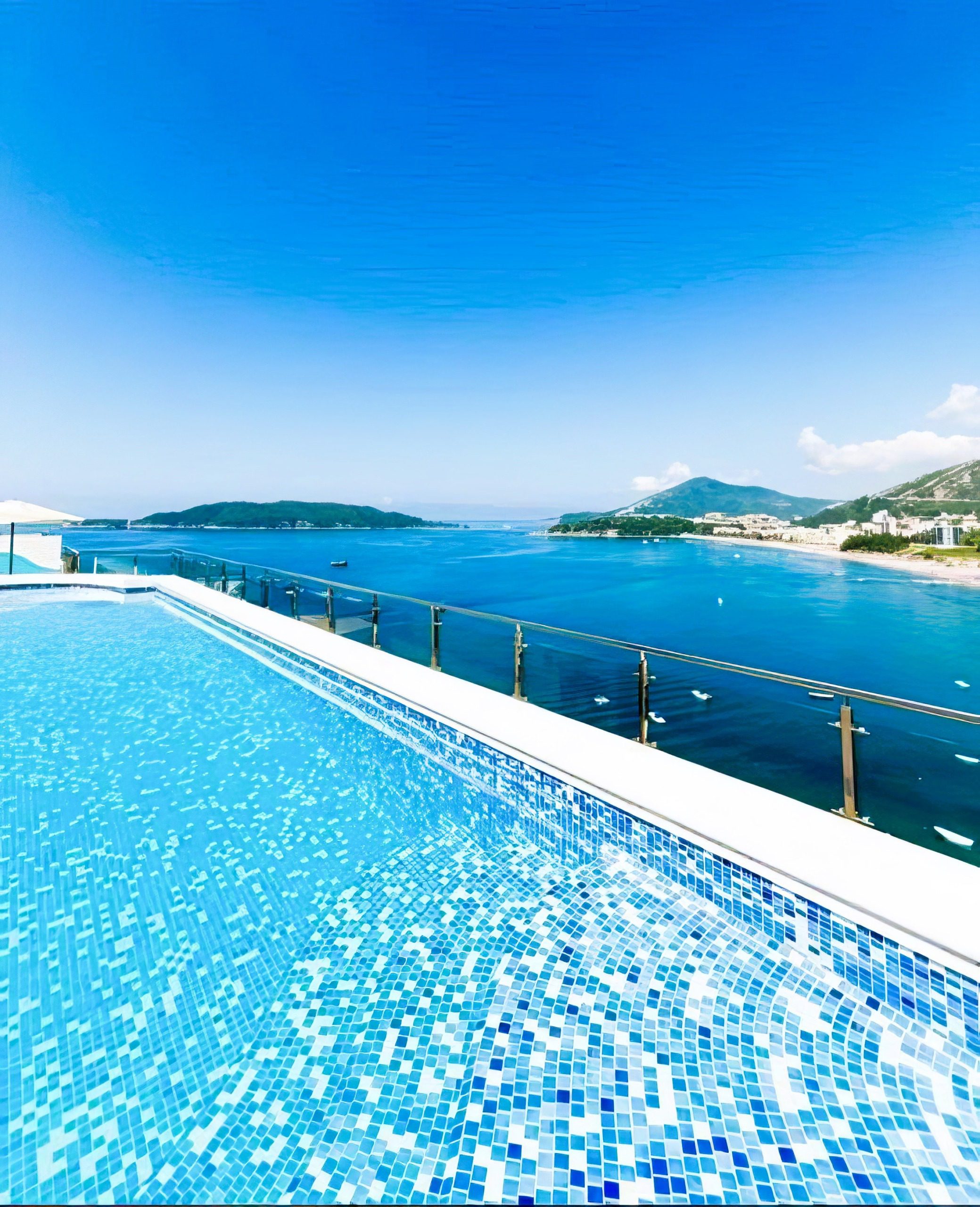 Montenegro Estates (1) Przestronne mieszkanie przy plaży w Rafailovici