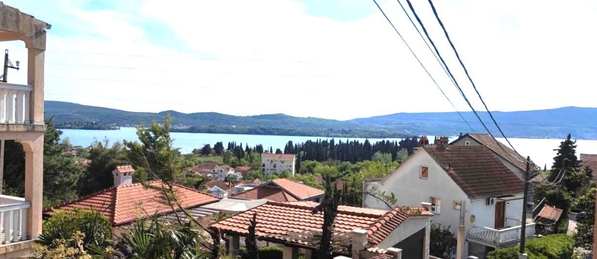Talo · Tivat