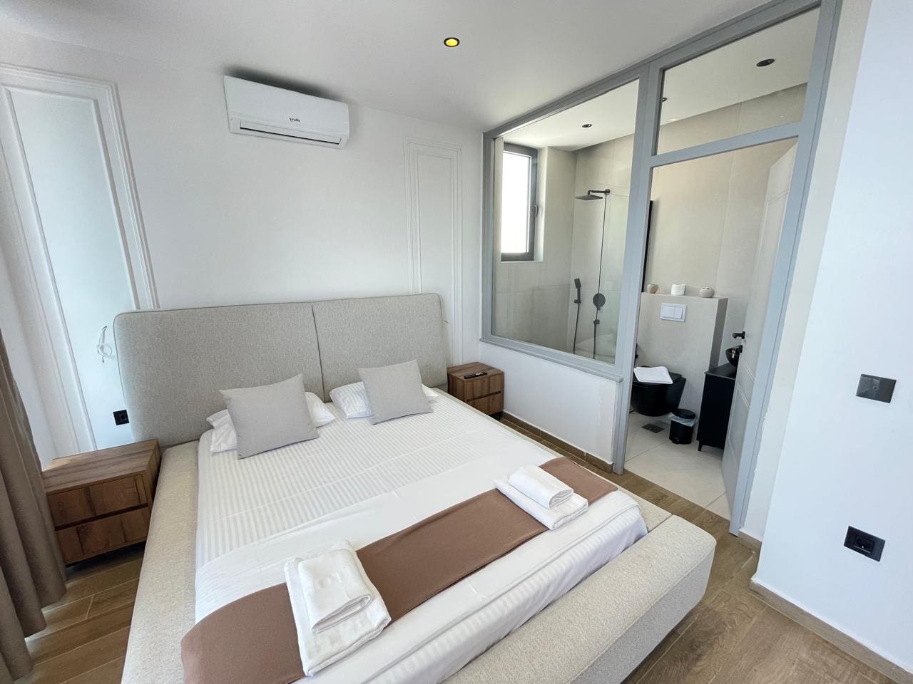 MREproperty (22) Moderna pametna kuća na prodaju u Dobroj Vodi — Crna Gora