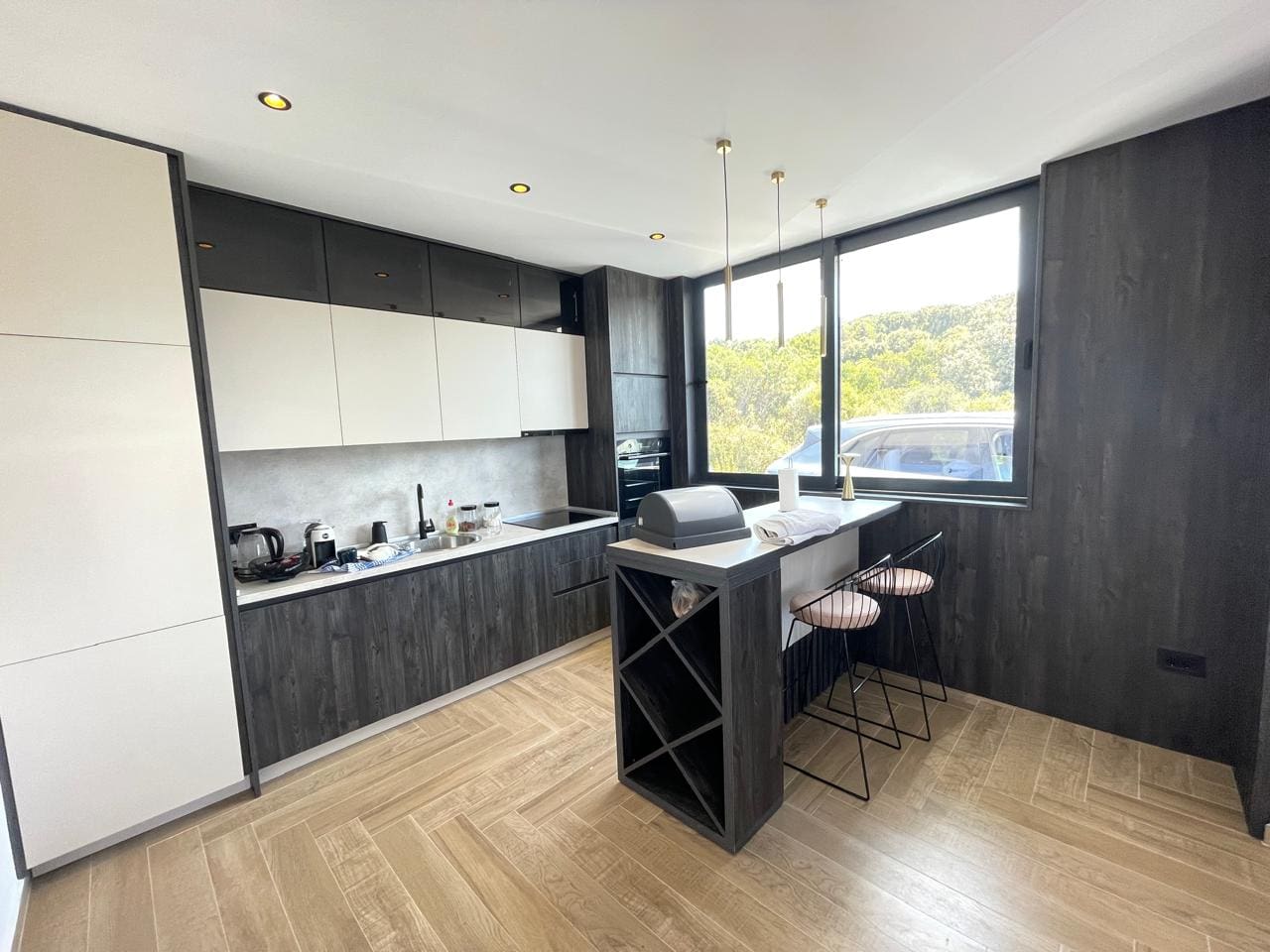 MREproperty (28) Moderna pametna kuća na prodaju u Dobroj Vodi — Crna Gora