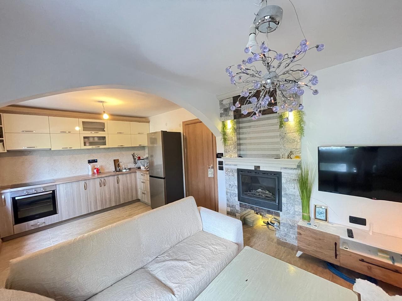 House · Sutomore