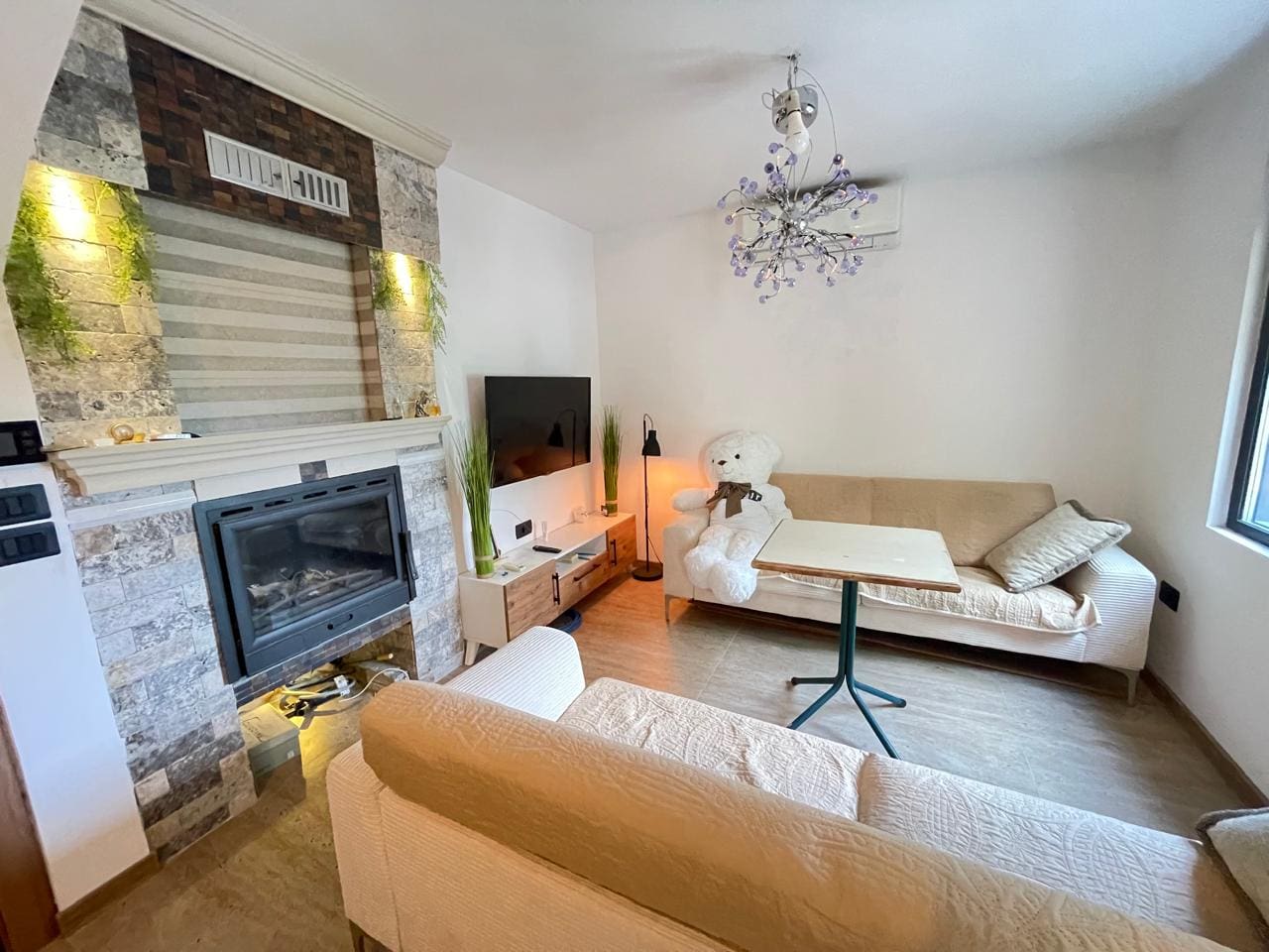 House · Sutomore