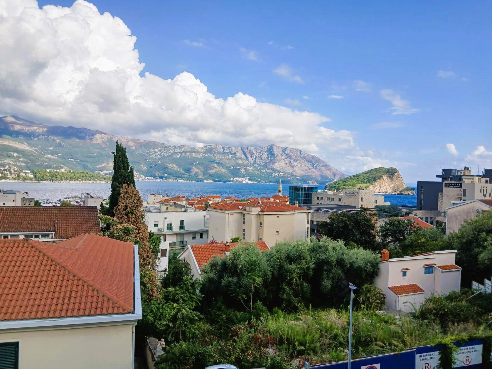 Talo · Budva