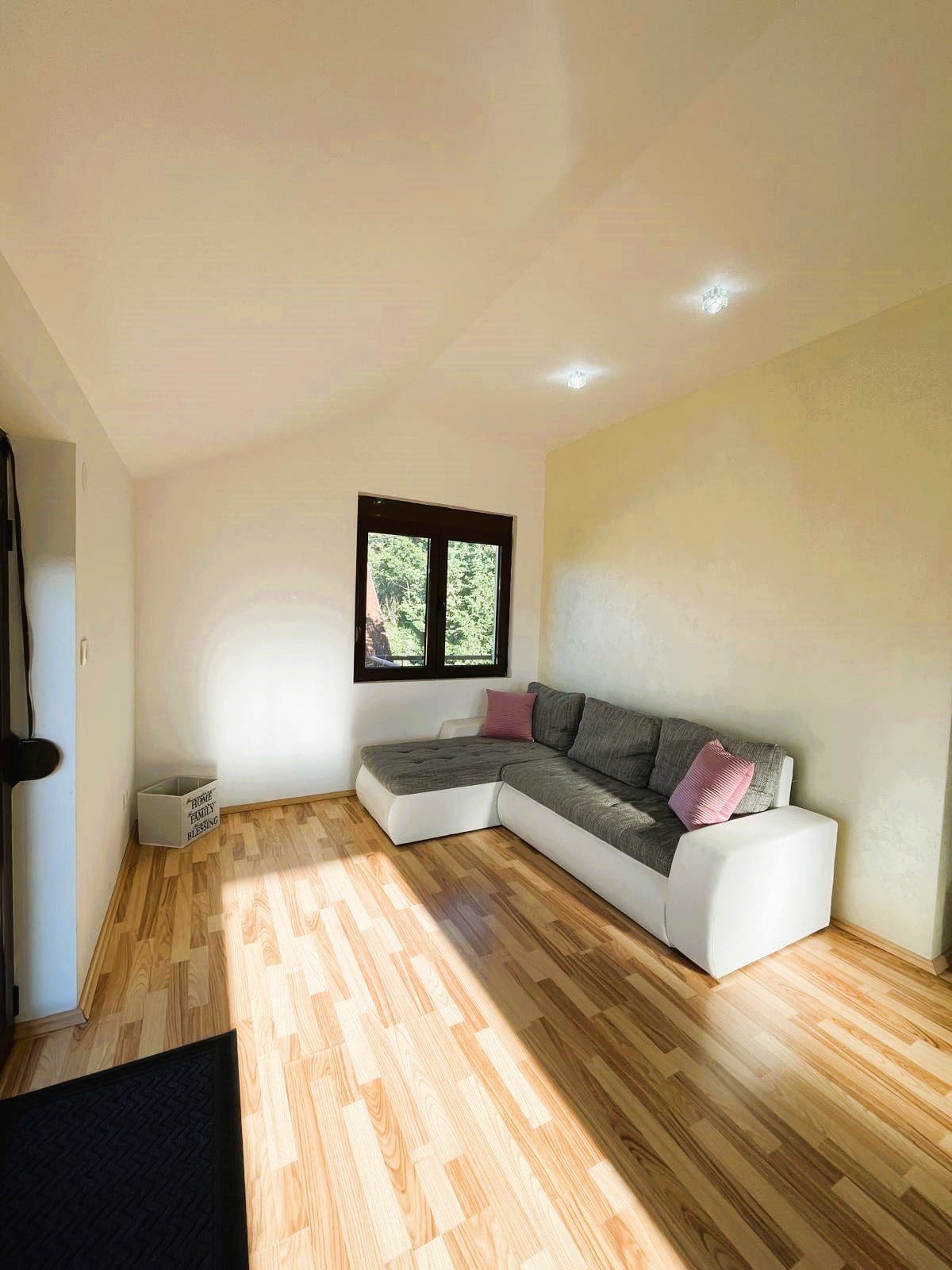 MREproperty (19) Satılık Deniz Manzaralı Ev — Utjeha Bar, 145 m² Konut — Karadağ