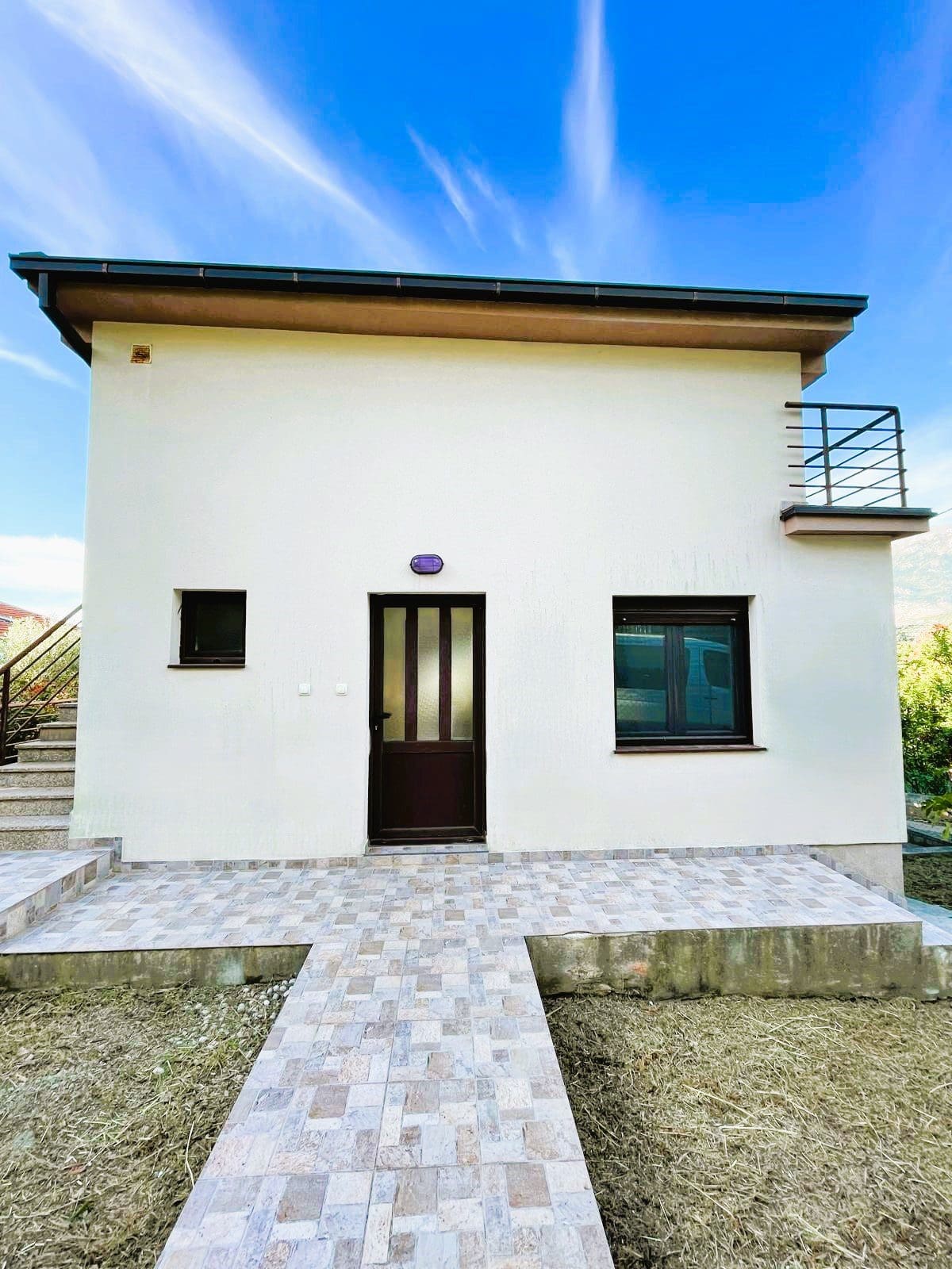 MREproperty (28) Satılık Deniz Manzaralı Ev — Utjeha Bar, 145 m² Konut — Karadağ