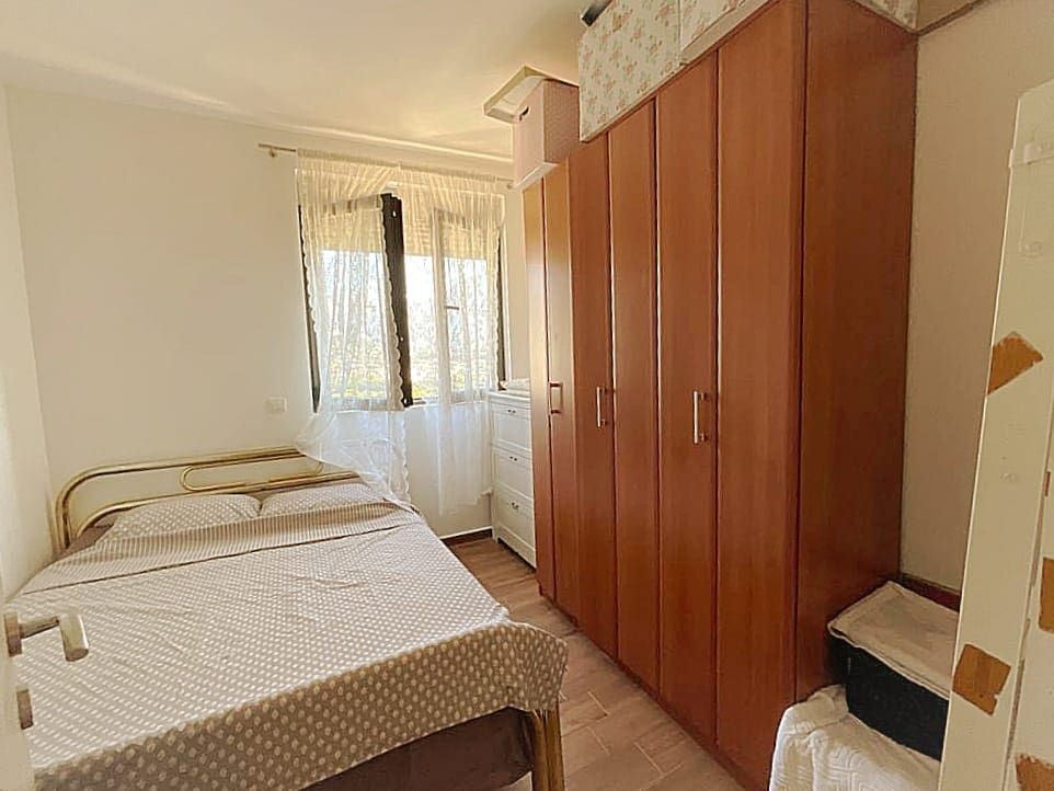 MREproperty (6) Bar'da Satılık Geniş, Eşyalı 2 Yatak Odalı Daire — Karadağ