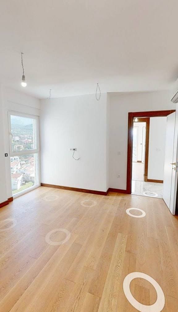 Apartment · Bar